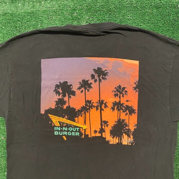 In N Out Burger California Vintage Fast Food T-Shirt - Picture 5 of 6